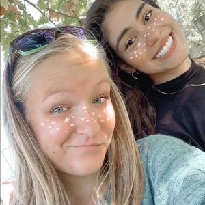 Meet your Posher, Leah